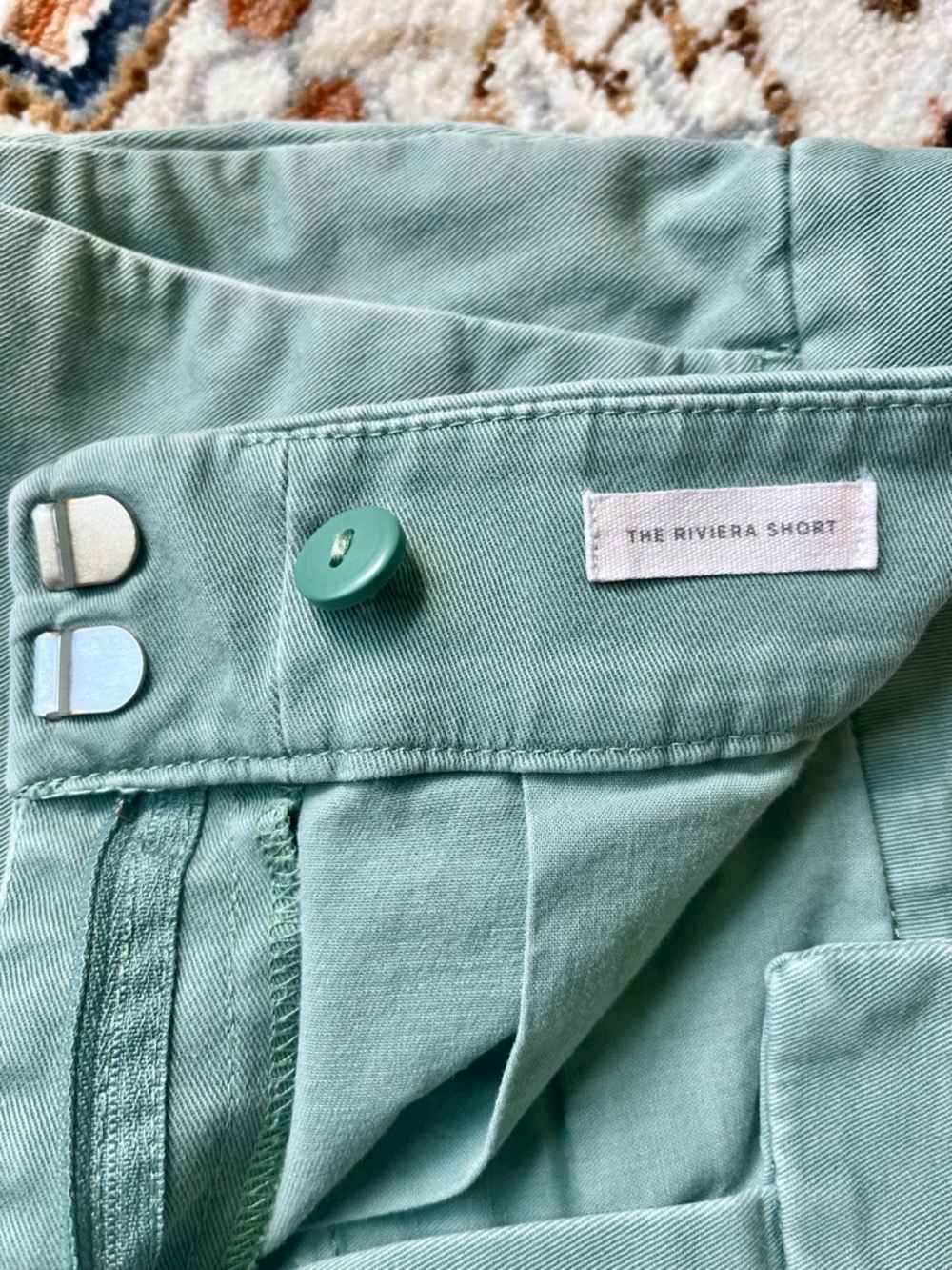 LOFT Shorts Light Green The Riviera Short Chino Pockets Women’s Size 2 - Picture 3 of 8